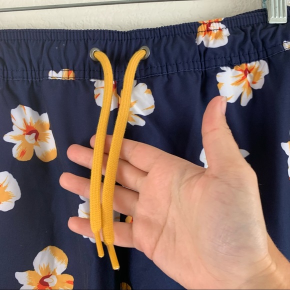 J.crew factory | Blue Floral Lined Swim Trunks - Picture 3 of 8